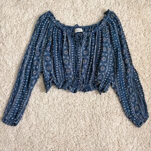 Abercrombie & Fitch Cropped Blue White Boho Top XS Cutout Long‎ Sleeve Top